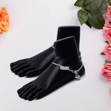 Foot Display